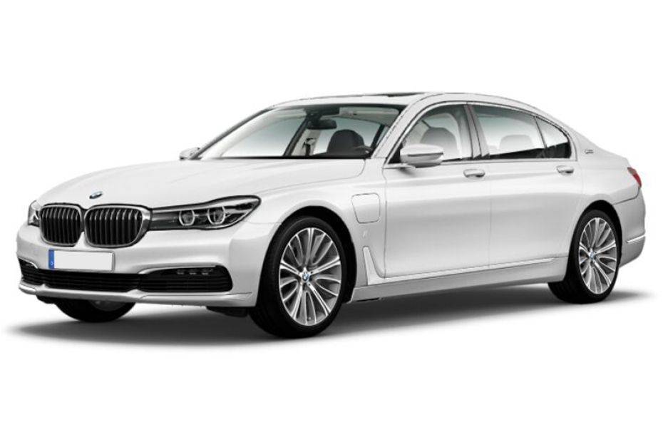 BMW 7 Series Sedan Mineral White BMW 7 Series Sedan Mineral White