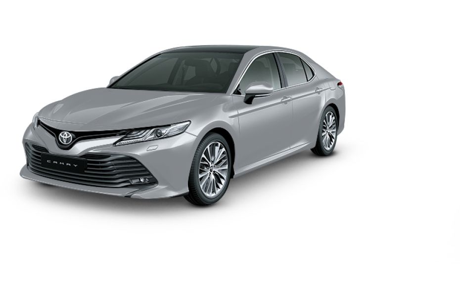 تويوتا Camry HEV فضة معدنية