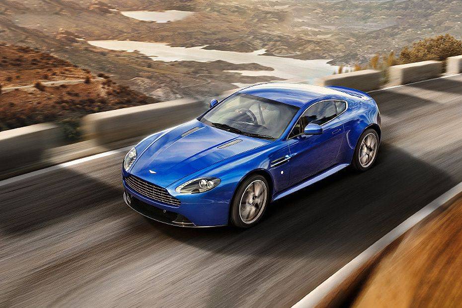Aston Martin Vantage Side Medium View Aston Martin Vantage Side Medium View