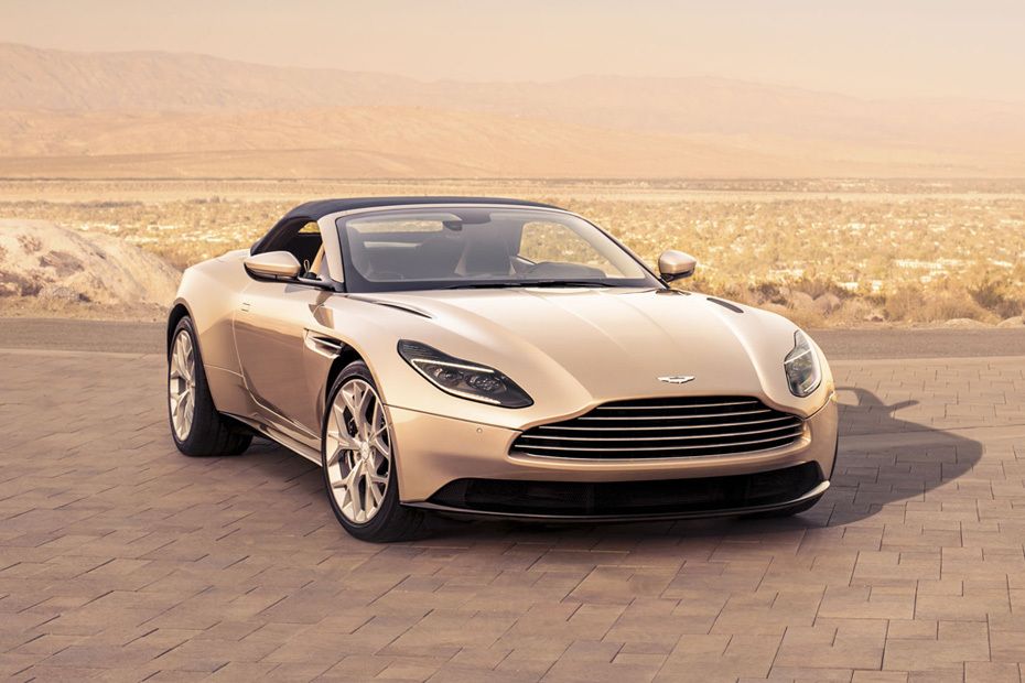 أستون مارتن DB11 Front Cross Side View أستون مارتن DB11 Front Cross Side View