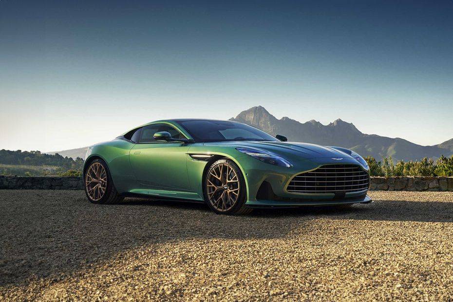أستون مارتن DB12 2025 العربيةالسعودية