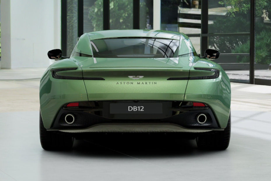 Full Rear View of أستون مارتن DB12