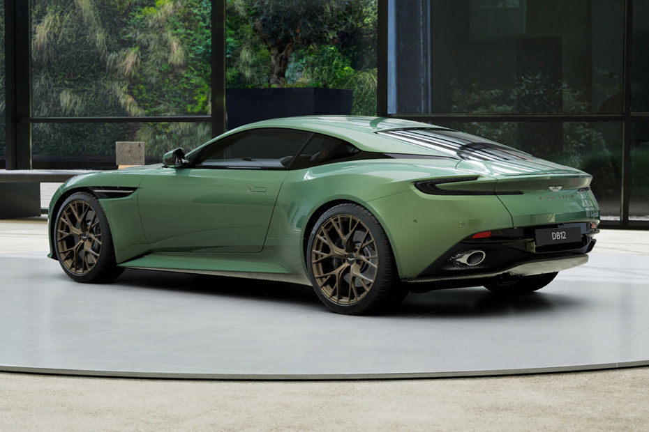 Rear Cross Side View of أستون مارتن DB12