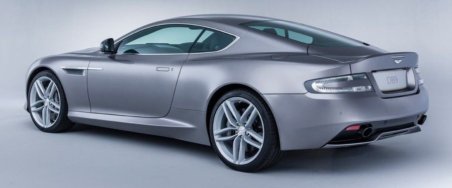 Rear Cross View of أستون مارتن DB9 Rear Cross View of أستون مارتن DB9