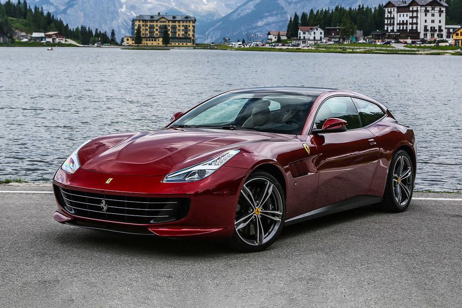 Ferrari GTC4Lusso Front angle low view Ferrari GTC4Lusso Front angle low view