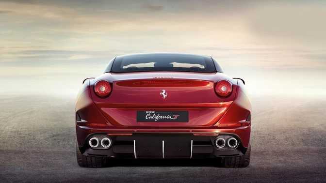 Full Rear View of فيراري California T Full Rear View of فيراري California T
