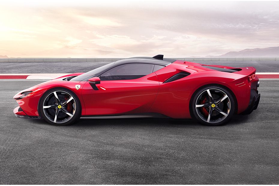 SF90 Stradale(2020-2022) Side view SF90 Stradale(2020-2022) Side view