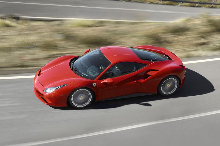 488 GTB Side view 488 GTB Side view