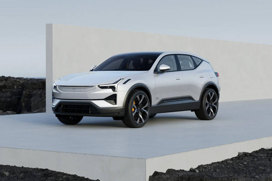 Polestar  3 Front angle low view