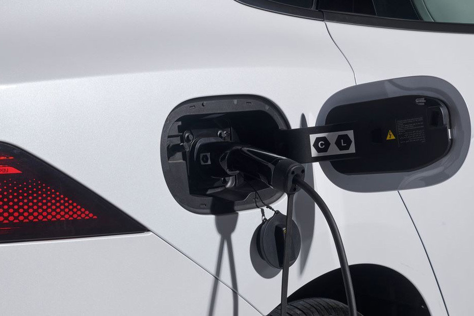 Exhaust Pipe of بي واي دي كين بلس Exhaust Pipe of بي واي دي كين بلس