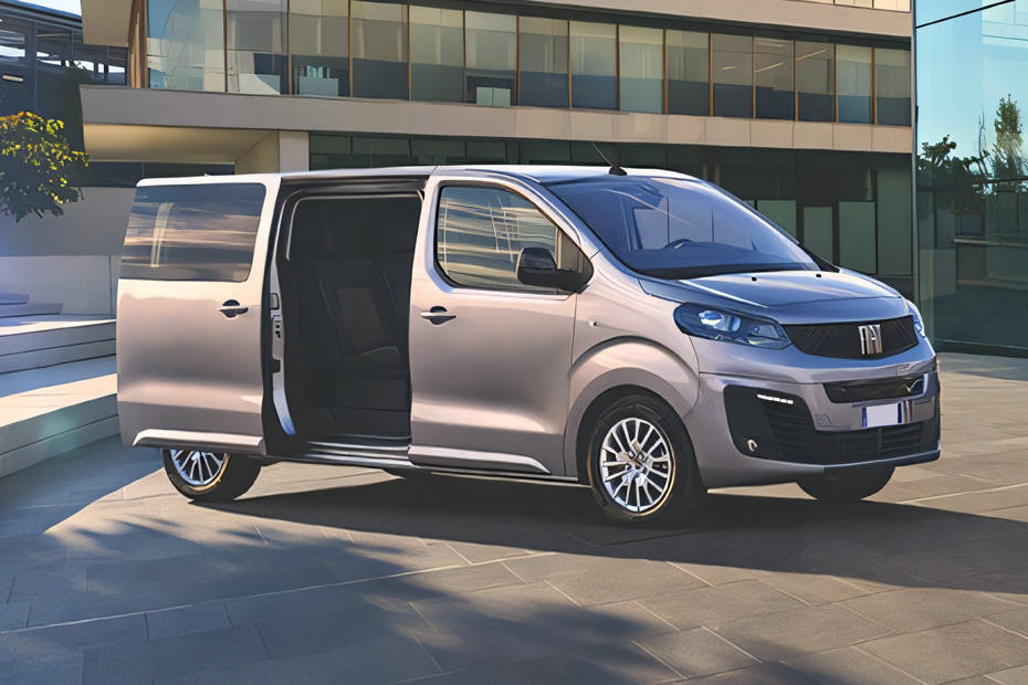 فيات سكودو Front Cross Side View فيات سكودو Front Cross Side View
