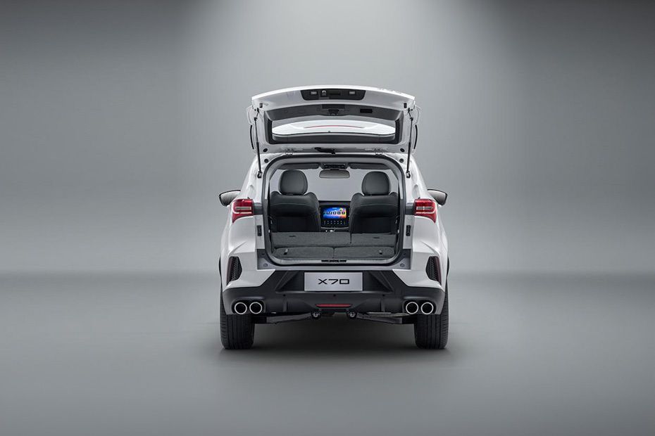 Trunk Open Closer View of X70 (2023-2024) Trunk Open Closer View of X70 (2023-2024)