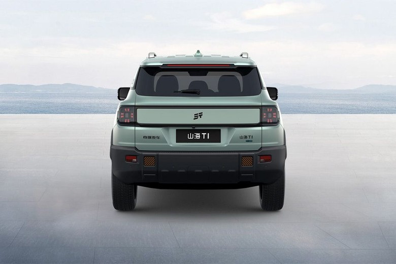 Full Rear View of Jetour T1