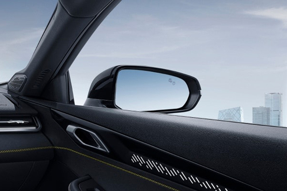 لينك اند كو 3 Drivers Side Mirror Rear Angle لينك اند كو 3 Drivers Side Mirror Rear Angle