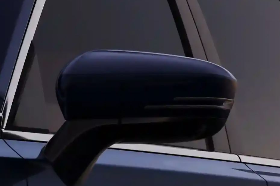 Exeed VX Drivers Side Mirror Front Angle