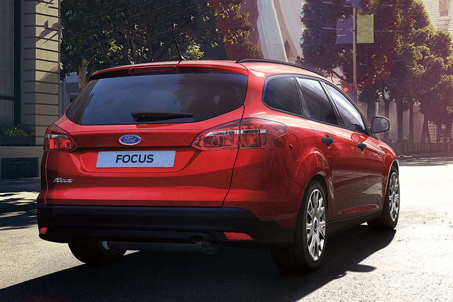 Focus Rear angle view Focus Rear angle view