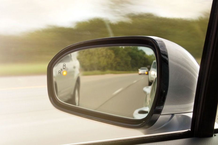 Ford Fusion Drivers Side Mirror Rear Angle Ford Fusion Drivers Side Mirror Rear Angle