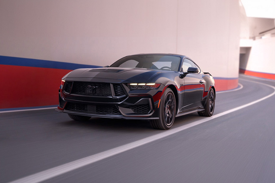 Mustang (2022-2024) Tilted Front View Mustang (2022-2024) Tilted Front View