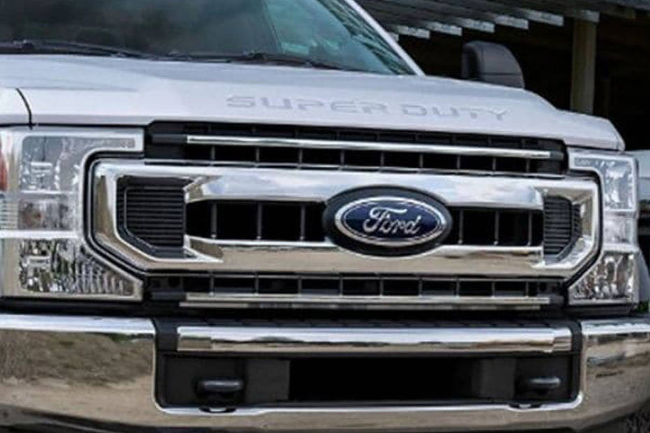 سوبر ديوتي شاسيه كاب Grille View سوبر ديوتي شاسيه كاب Grille View