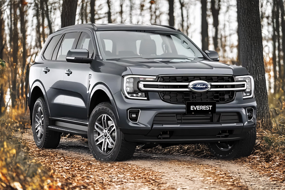 فورد إيفرست  Front Medium View فورد إيفرست  Front Medium View