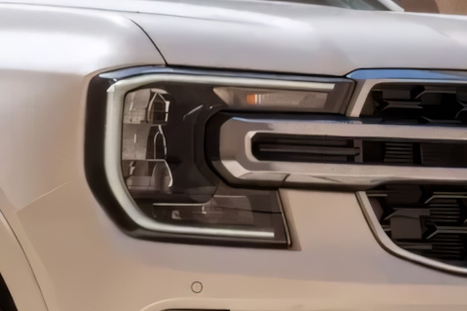 إيفرست  Headlight إيفرست  Headlight