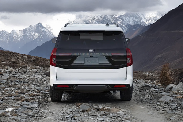 Full Rear View of Ford Expedition
