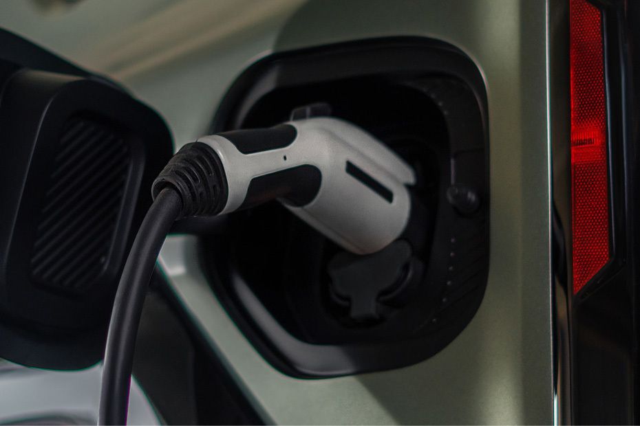 Gas Cap Open of هامر إي في Gas Cap Open of هامر إي في