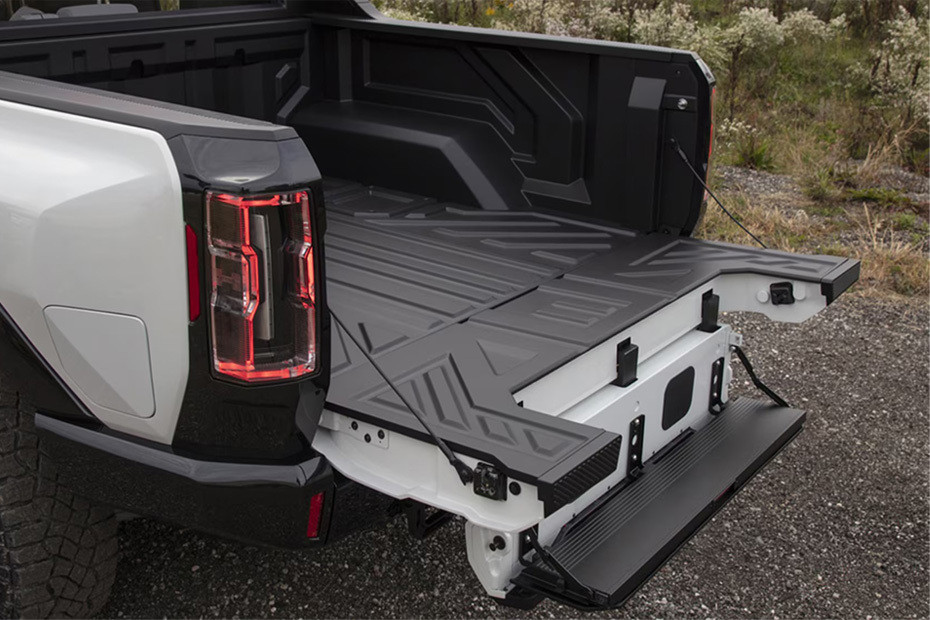 Trunk Open Closer View of Hummer EV Pickup Trunk Open Closer View of Hummer EV Pickup