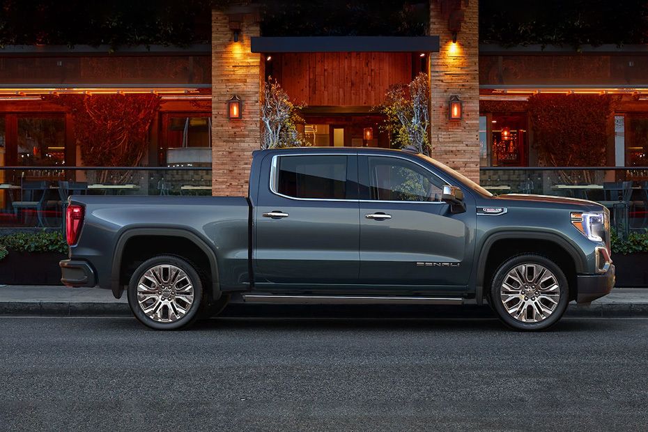 GMC Sierra 1500 Drivers Sideview GMC Sierra 1500 Drivers Sideview