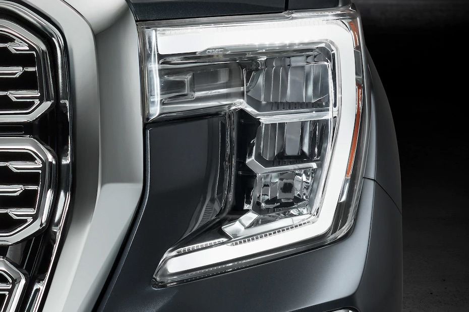 Sierra 1500 Headlight Sierra 1500 Headlight
