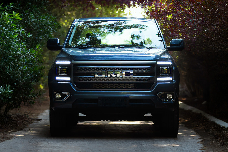 Full Front View of جراند أفينيو Full Front View of جراند أفينيو