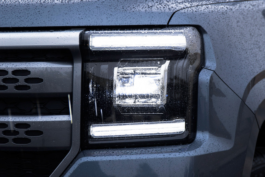 جراند أفينيو Headlight جراند أفينيو Headlight