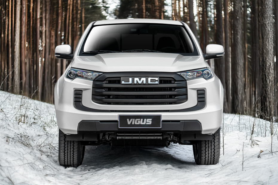 Full Front View of فيجوس دابل كابين Full Front View of فيجوس دابل كابين