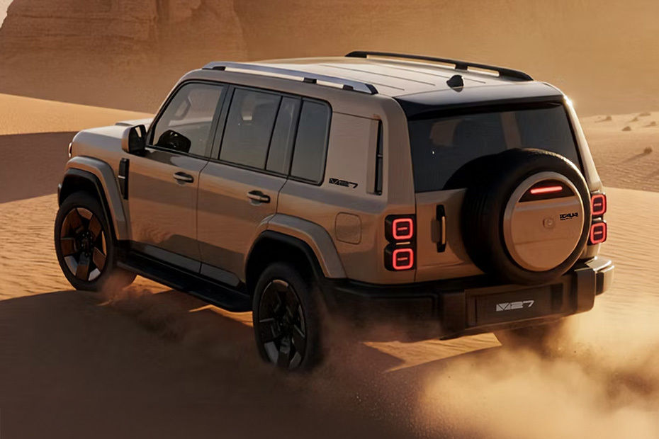 Rear Medium View of آي كور V27