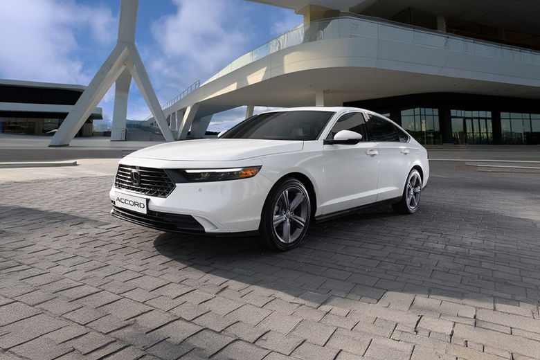 Honda Accord Front angle low view