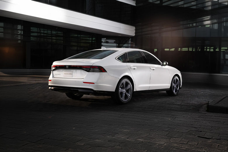 Accord Rear angle view