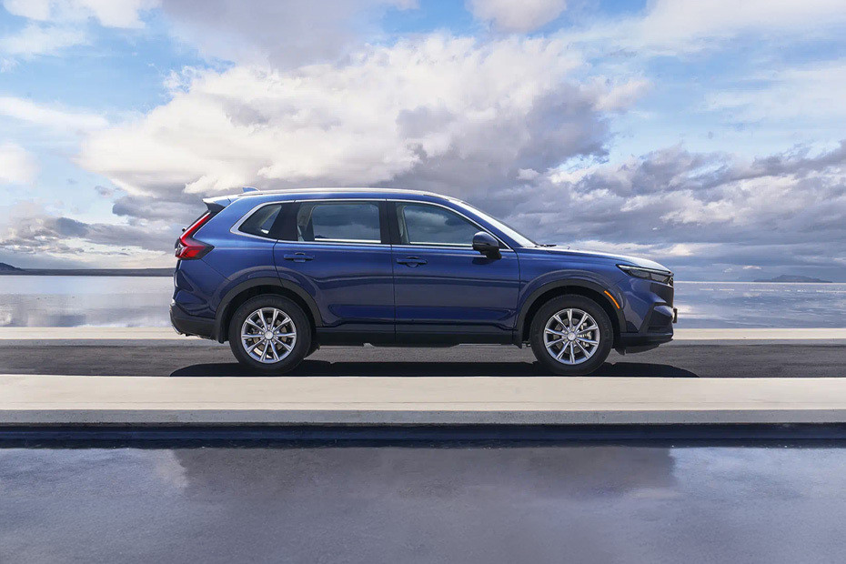 CR-V Medium Angle Front View CR-V Medium Angle Front View