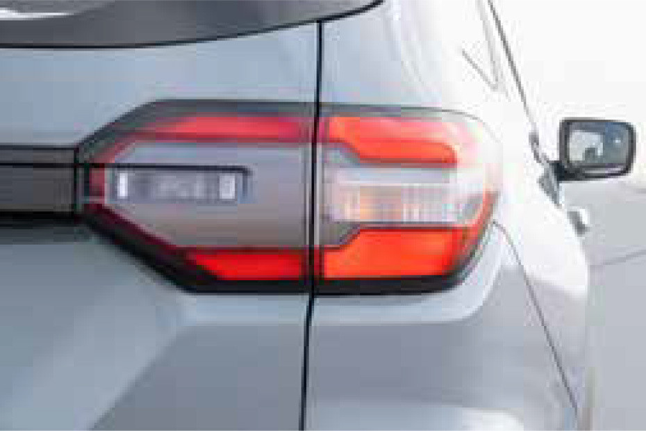 Pilot Tail light Pilot Tail light