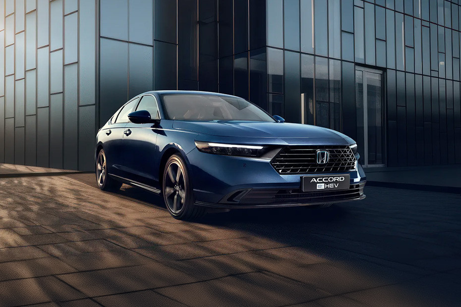 Honda ACCORD E HEV Front Medium View Honda ACCORD E HEV Front Medium View