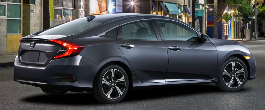 Civic (2012-2021) Rear angle view Civic (2012-2021) Rear angle view