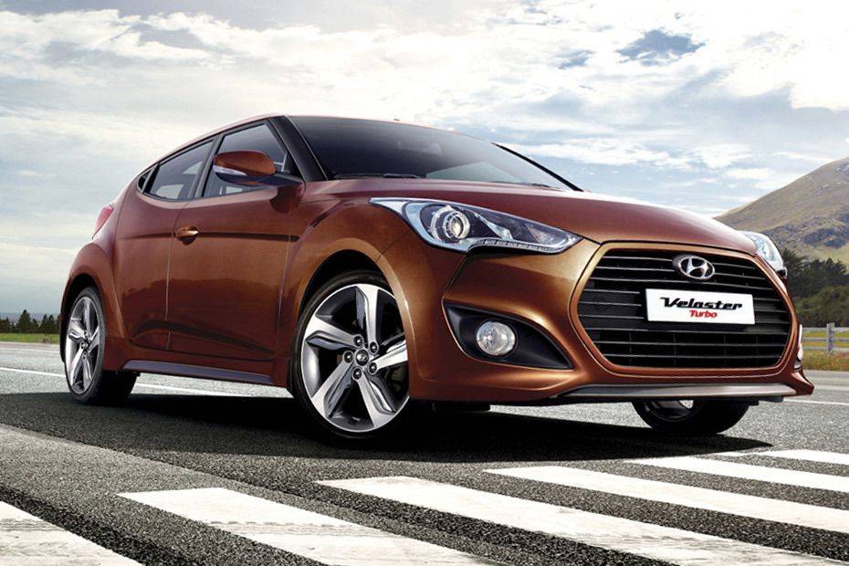 Hyundai Veloster Turbo Front Cross Side View Hyundai Veloster Turbo Front Cross Side View