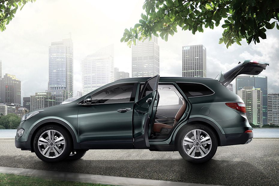 Grand Santa Fe Side view Grand Santa Fe Side view