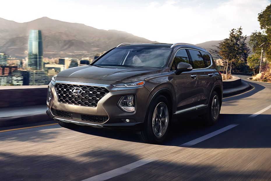 Hyundai SantaFe (2022-2023) Front angle low view Hyundai SantaFe (2022-2023) Front angle low view