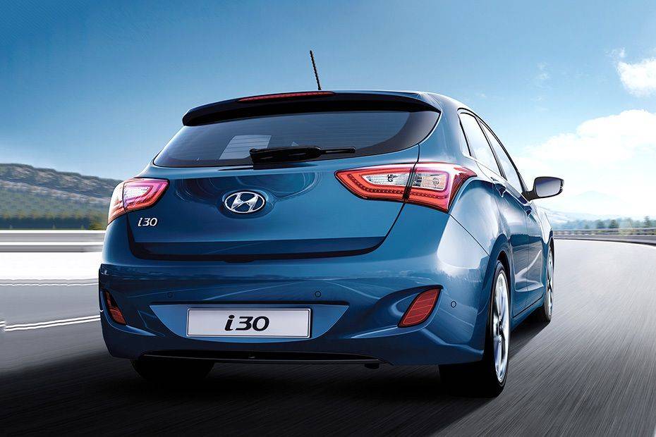 i30 Rear angle view i30 Rear angle view