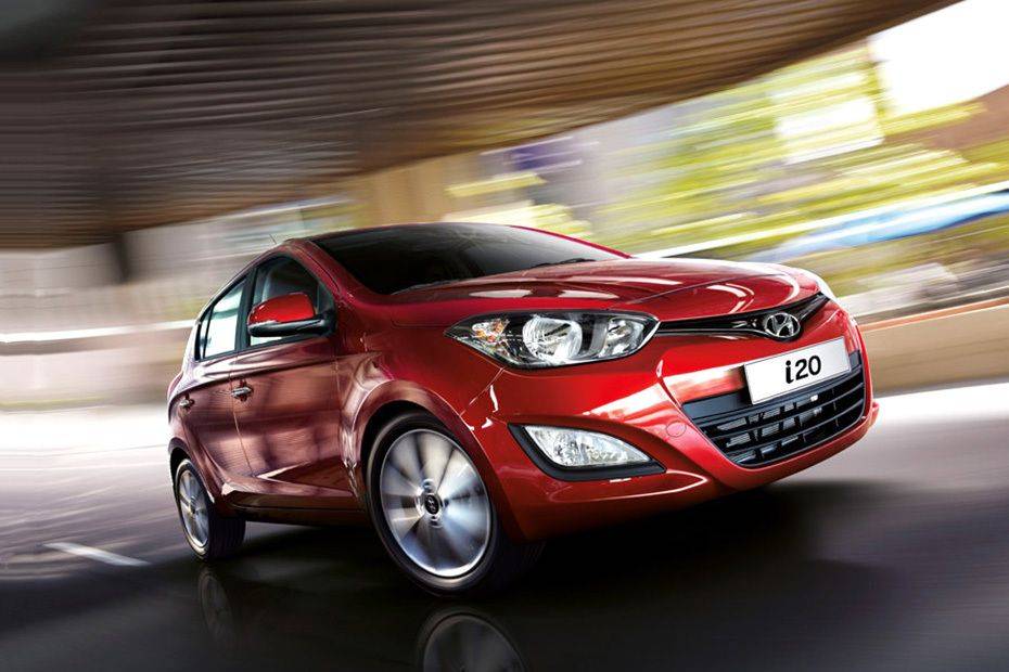 هيونداي i20 5DR Front Cross Side View هيونداي i20 5DR Front Cross Side View
