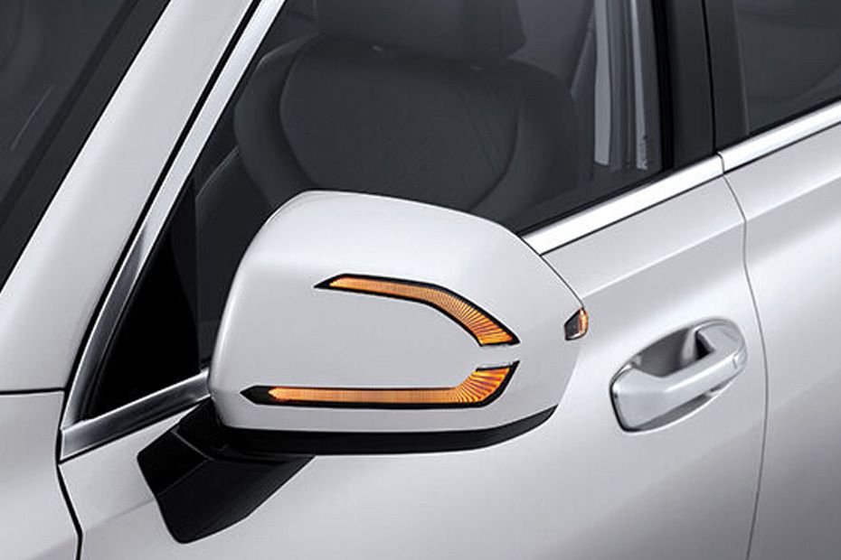 Hyundai Palisade Drivers Side Mirror Front Angle Hyundai Palisade Drivers Side Mirror Front Angle