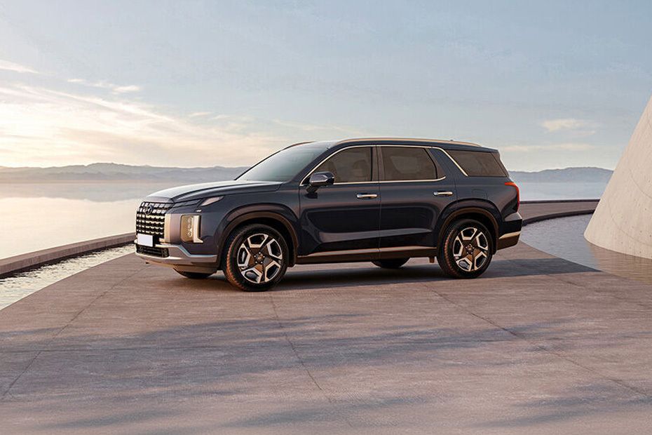 Rear Cross View of Hyundai Palisade Rear Cross View of Hyundai Palisade