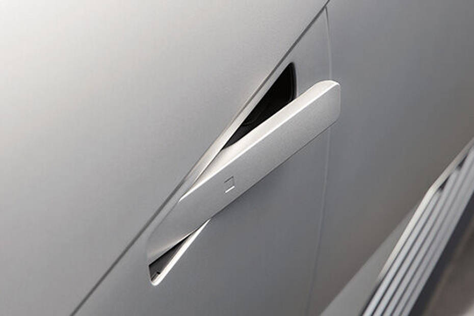 أيونيك 5 Door handle أيونيك 5 Door handle