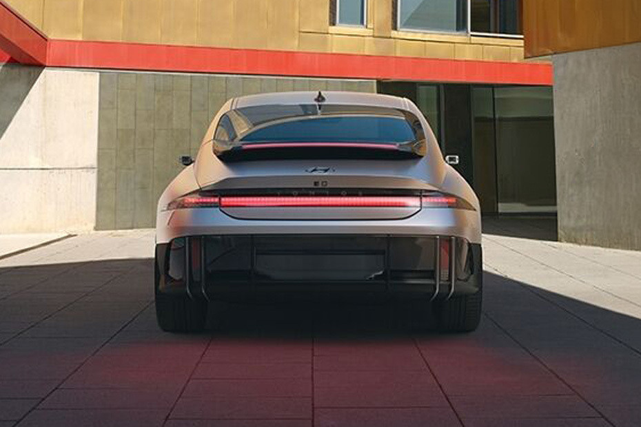 Full Rear View of Hyundai Ioniq 6 Full Rear View of Hyundai Ioniq 6