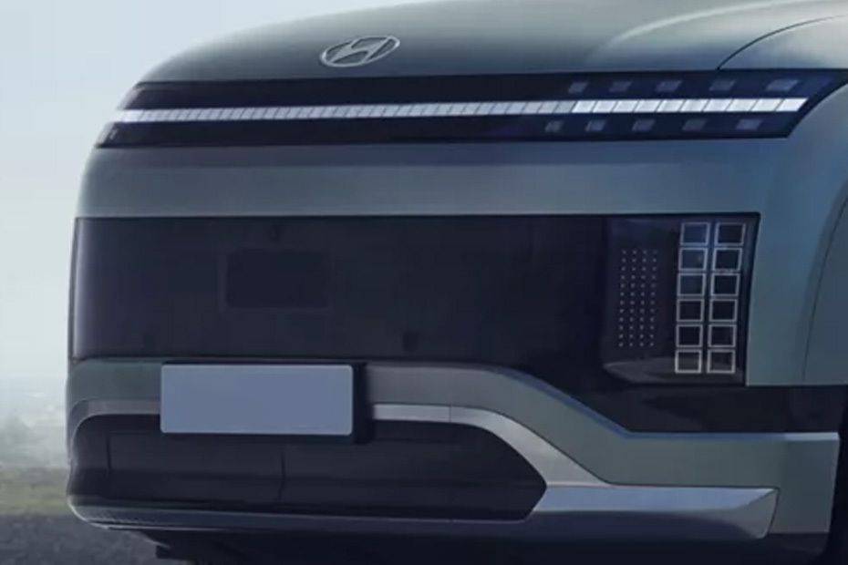 أيونيك 9 Grille View أيونيك 9 Grille View